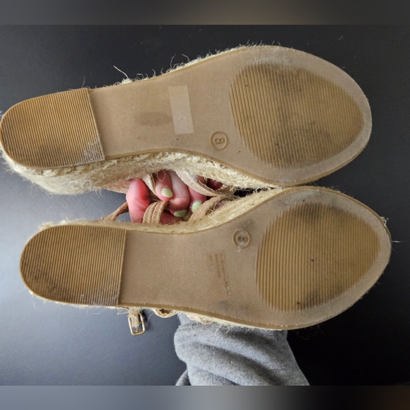 Wild Diva Wedge Sandals - Picture 3 of 3